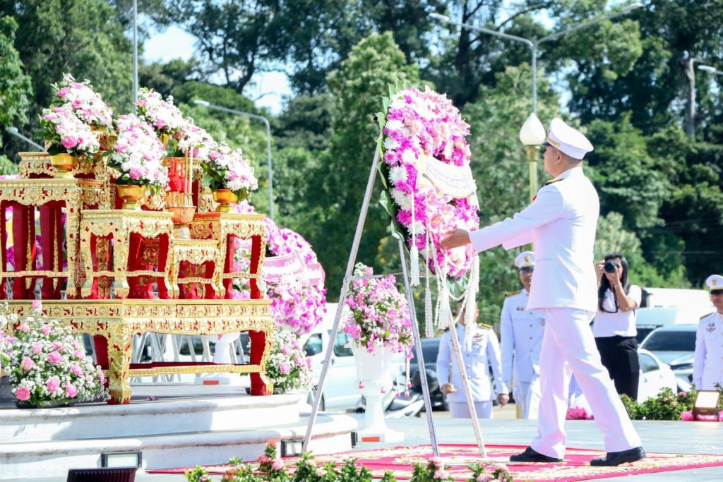 ผู้การฯกาฬสินธุ์นำข้าราชการตำรวจร่วมพิธีวางพวงมาลาและถวายราชสดุดี “วันปิยมหาราช” 13 Talknews Online
