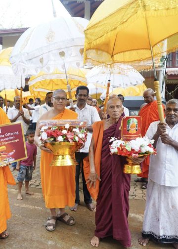 วัดพระธรรมกาย มูลนิธิธรรมกายร่วมทอดกฐินสมทบ 8 วัดในศรีลังกา เชื่อมพุทธสัมพันธ์โลก