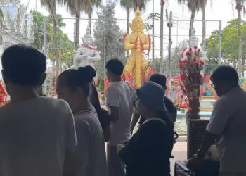 ปทุมธานี สายมูแก้บนท้าวเวสฯลูกชายได้ 4 ทุกวิชาตนได้โชคกว่า 20 งวด ไอ้ไข่ให้โชคมาแล้วไม่ต่ำกว่า 10 งวด