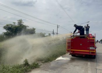 ปทุมธานี ชาวบ้านสุดทนถ่ายคลิปรถดูดส้วมแอบทิ้งเจอ11ครั้งเหม็นคลุ้ง 19 ปทุมธานี ชาวบ้านสุดทนถ่ายคลิปรถดูดส้วมแอบทิ้งเจอ11ครั้งเหม็นคลุ้ง