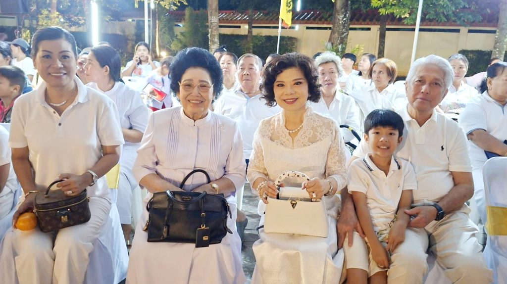 พังงา – ศาลเจ้าเฉ้งจุ้ยโจวซือ เลี้ยงอาหารเจฟรี 9 วัน ถวายเป็นพระราชกุศลแด่พระพันปีหลวง สืบสานประเพณีถือศีล-กินผัก 2568 13 Talknews Online