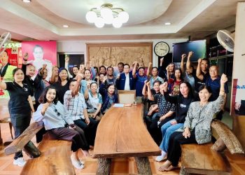 สกลนคร ดร.มหานิยมประชุมแกนนำเตรียมลงเลือกตั้งปี 69 15 สกลนคร ดร.มหานิยมประชุมแกนนำเตรียมลงเลือกตั้งปี 69