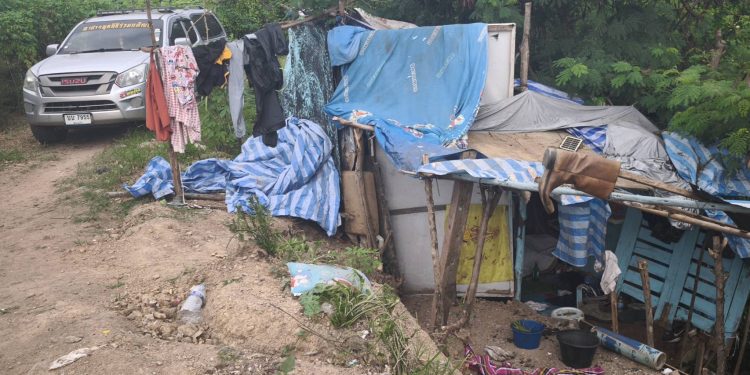 ปราจีนบุรี สาว 47เสียชีวิตปริศนาในเพิ่งพักตรวจค้นสามีพบยาบ้า2เม็ด 12 ปราจีนบุรี สาว 47เสียชีวิตปริศนาในเพิ่งพักตรวจค้นสามีพบยาบ้า2เม็ด