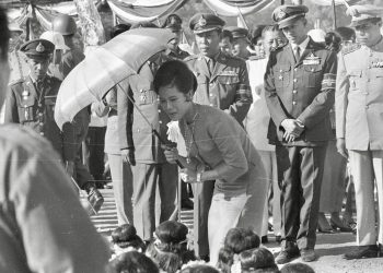 แม่ฮ่องสอน พระกลดพระราชทานอายุกว่า 60 ปีกับความทรงจำคุณป้า 33 แม่ฮ่องสอน พระกลดพระราชทานอายุกว่า 60 ปีกับความทรงจำคุณป้า