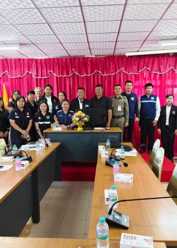 จังหวัดแพร่ “มอบให้” คณะทำงานวิเคราะห์สาเหตุการเกิดอุบัติเหตุทางถนนฯและหน่วยงานฯ ลงพื้นที่วิเคราะห์อุบัติเหตุที่บ้านห้วยแก๊ต หมู่ 2 ต.ห้วยโรง อ.ร้องกวางฯ