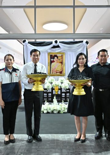 จ.นครปฐม จัดกิจกรรมจิตอาสาทำโบไว้อาลัย 10,000 ชิ้น