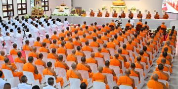 พสกนิกรอำเภอคลองหลวง จัดพิธีบำเพ็ญกุศลสัตตมวาร ถวายพระราชกุศลแด่สมเด็จพระพันปีหลวง ณ วัดพระธรรมกาย