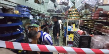 ยิงกันกลางอู่ซ่อมรถ! พี่ชายคว้าปืนยิงน้องเจ็บสาหัส ก่อนขับรถหนี 30 ยิงกันกลางอู่ซ่อมรถ! พี่ชายคว้าปืนยิงน้องเจ็บสาหัส ก่อนขับรถหนี