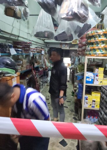 ยิงกันกลางอู่ซ่อมรถ! พี่ชายคว้าปืนยิงน้องเจ็บสาหัส ก่อนขับรถหนี