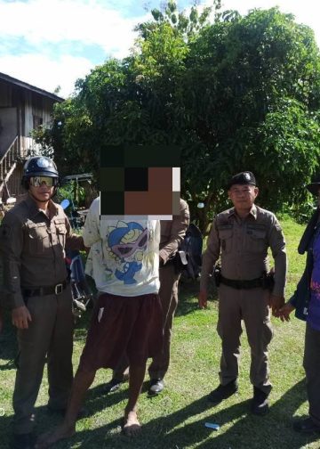 เวียงสา ไล่ล่าระทึกกลางหมู่บ้าน หนุ่มใหญ่ขับกระบะดักปล้น “ปลา–สวิง” ตำรวจเวียงสาควบคุมตัวผู้ก่อเหตุได้ทันควัน