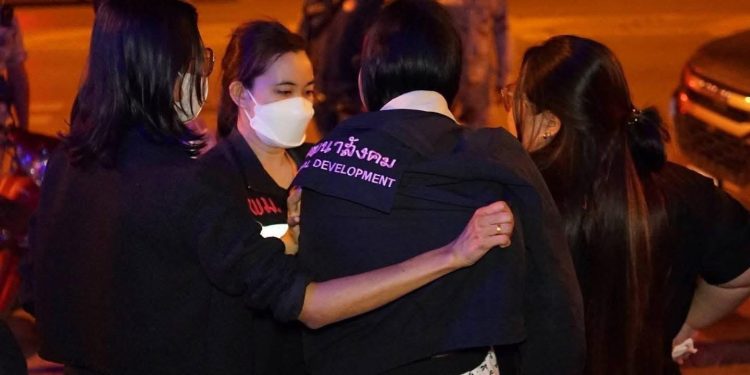 บุกจับโอเกะเถื่อน พื้นที่ อ.ป่าแดด พบเด็กอายุ 15–17 ปี เข้าข่ายค้ามนุษย์ โทษหนัก