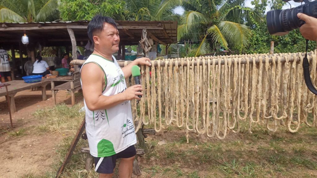 สกลนคร เนื้อแดดเดียว หนังเค็มแม่นี สุดยอดความอร่อยขายดีหน้าหนาว 13 Talknews Online