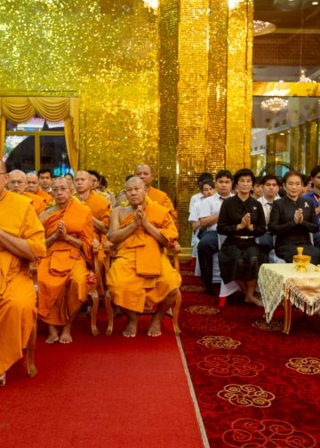 นครปฐม หลวงพี่น้ำฝน นำคณะสงฆ์ วัดไผ่ล้อมฯสวดพระอภิธรรม ถวายเป็นพระราชกุศลสมเด็จพระนางเจ้าสิริกิติติ์ พระบรมราชินีนาถ พระบรมราชชนนีพระพันปีหลวง