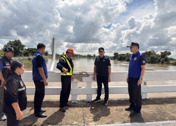 ยโสธร สั่งจับตาสะพาน 24 ชั่วโมง ขีดเส้นตาย 20 ซม.สั่งปิดทันที