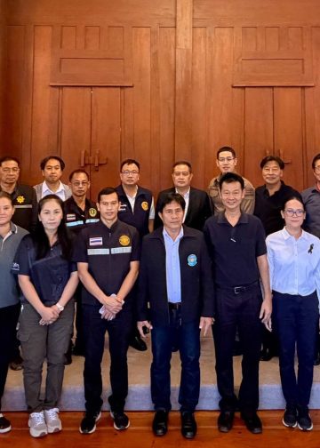 ผู้ว่าฯ เอกวิทย์ ชวนหน่วยงานในจังหวัด ลงพื้นที่อำเภอหนองเสือ รับฟังความคิดเห็น พร้อมเยี่ยมชมเกษตรแปลงใหญ่ สวนกล้วยหอมทองปทุม สินค้า GI ของจังหวัดปทุมธานี