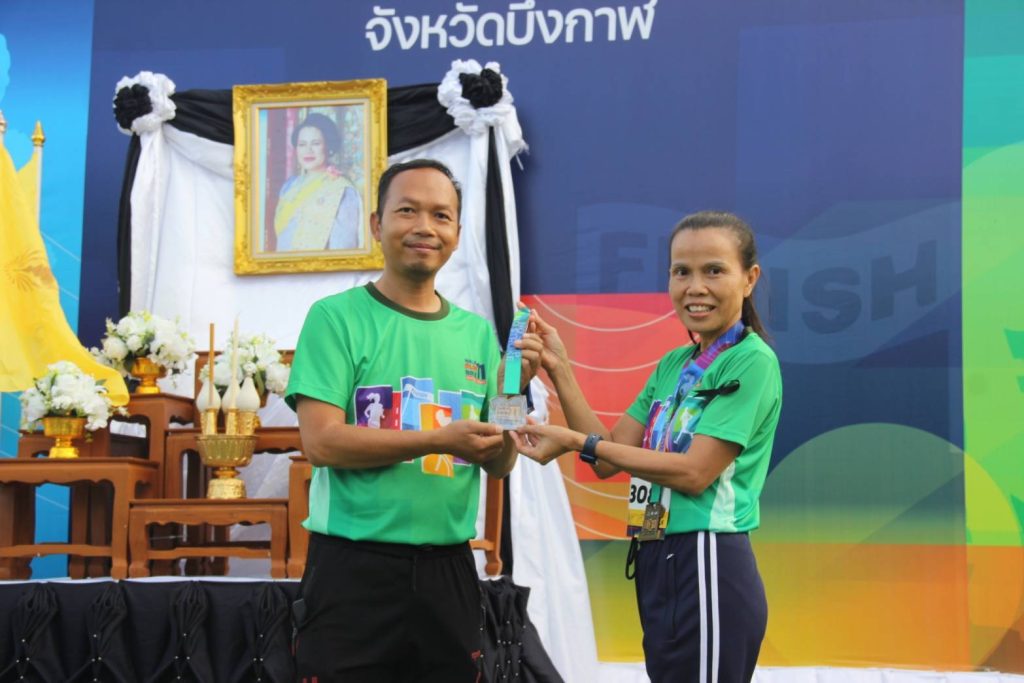 คนบึงกาฬรักสุขภาพร่วมกิจกรรม “แสงนำใจไทยทั้งชาติ เดิน–วิ่ง–ปั่น ป้องกันอัมพาต ครั้งที่ 11 เฉลิมพระเกียรติ เมืองไทยไร้สโตรค” คึกคัก 13 Talknews Online