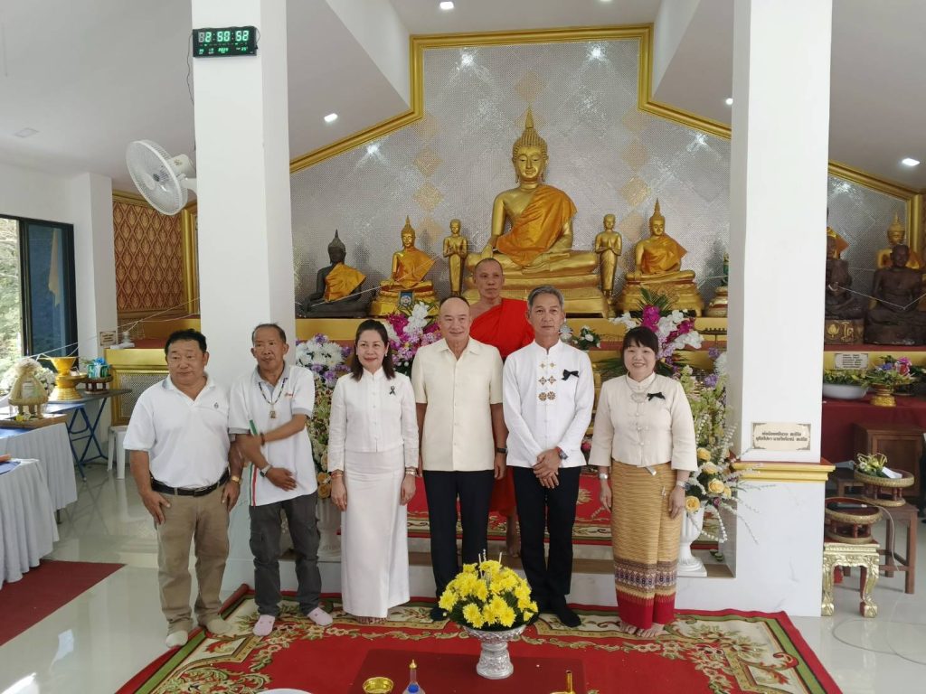 "บิ๊กจวบ" นำกฐินญาติธรรมภูธรภาค 5 ภูธรจังหวัด สื่อถวายวัดฮอมบุญ ปัจจัยกว่า 3.9 แสนบาท สร้างวิหาร "กัลยาณมิตรห่อบุญมีโชค" ที่ดอยสะเก็ด 13 Talknews Online