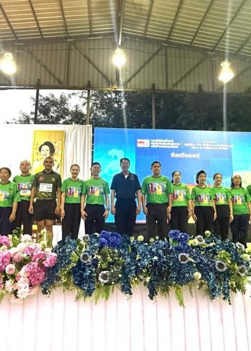 ชาวแพร่ เกือบ 2 พันคน ร่วมกิจกรรมเพื่อสุขภาพ “แสงนำใจ ไทยทั้งชาติ เดิน วิ่ง ปั่น ป้องกันอัมพาต ครั้งที่ 11 เฉลิมพระเกียรติ อย่างคึกคัก เพื่อสร้างความตระหนักรู้และป้องกันโรคหลอดเลือดสมอง หรือ ‘สโตรค’ (Stroke)”