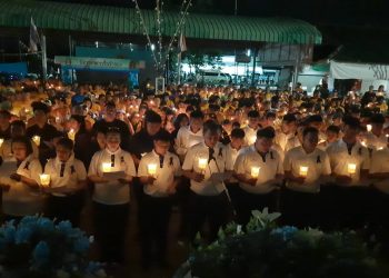 ปทุมธานี แข่งเรือพายพื้นบ้าน คึกคักเยาวชนร่วมสืบสานประเพณี พร้อมพิธีจุดเทียนชัยถวาย ไว้อาลัย พระพันปีหลวง 15 ปทุมธานี แข่งเรือพายพื้นบ้าน คึกคักเยาวชนร่วมสืบสานประเพณี พร้อมพิธีจุดเทียนชัยถวาย ไว้อาลัย พระพันปีหลวง
