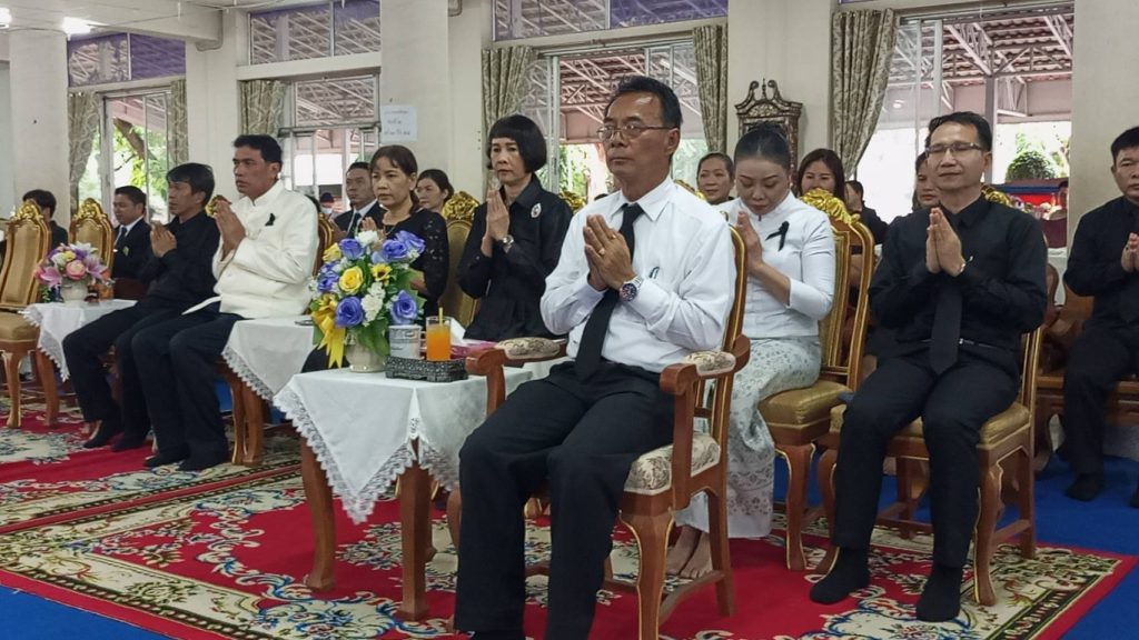 สิงห์บุรี / ผู้ว่าราชการจังหวัดสิงห์บุรี เป็นประธานในพิธีบำเพ็ญกุศลครบรอบ 16 ปีแห่งการมรณภาพ พระพรหมนครจารย์ (ดี ธมมปญโญมหาเถระ) 13 Talknews Online