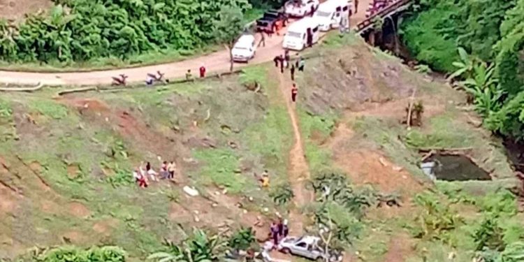 น่าน รถครูพานักเรียนไปลอยกระทง พลัดตกเขา เจ็บ 11 ราย โชคดีไร้ผู้เสียชีวิต 12 น่าน รถครูพานักเรียนไปลอยกระทง พลัดตกเขา เจ็บ 11 ราย โชคดีไร้ผู้เสียชีวิต