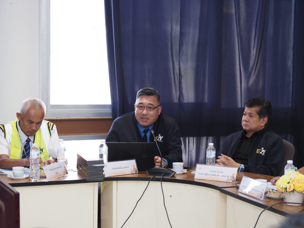 แม่ฮ่องสอน รองผู้ว่าราชการจังหวัดแม่ฮ่องสอน ให้การต้อนรับ รองอธิบดีกรมท่าอากาศยาน และกรรมการผู้จัดการบริษัท เอ็ม - แลนดาร์ช จำกัด 13 Talknews Online