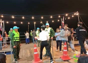 สิงห์บุรี / ตำรวจ-ทหารร่วมปฏิบัติภารกิจ ดูแลความปลอดภัยประชาชนในคืนวันลอยกระทง จ.สิงห์บุรี 15 สิงห์บุรี / ตำรวจ-ทหารร่วมปฏิบัติภารกิจ ดูแลความปลอดภัยประชาชนในคืนวันลอยกระทง จ.สิงห์บุรี