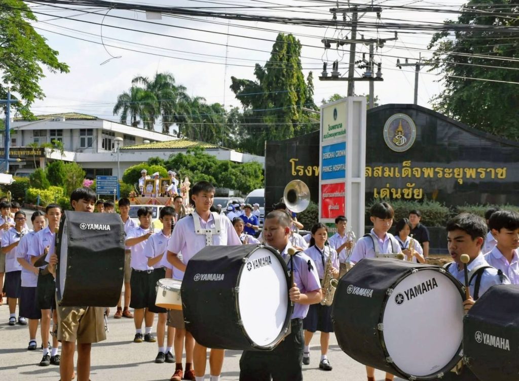ผู้ว่าแพร่ "อัญเชิญ"ถ้วยรางวัลพระราชทาน การแข่งขันเดิน-วิ่ง "DENCHAIRUN 2025 : Half Ep.1"ฉลอง 60 ปีอำเภอเด่นชัย 40 ปีโรงพยาบาลสมเด็จพระยุพราชเด่นชัย 13 Talknews Online