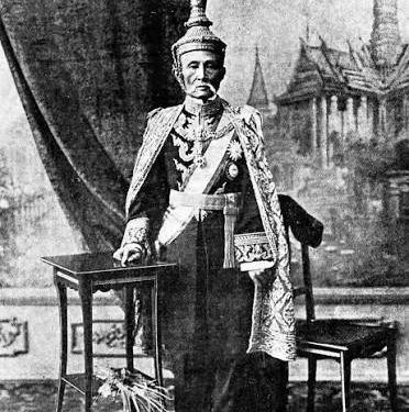 ขอเชิญร่วมงานบวงสรวงบอกกล่าวฯโครงการสืบสานบูรณะปฏิสังขรณ์ธรรมาสน์เอกพระเจ้าสุริยะพงษ์ผริตเดช พระเจ้าน่าน องค์ที่ 63 12 ขอเชิญร่วมงานบวงสรวงบอกกล่าวฯโครงการสืบสานบูรณะปฏิสังขรณ์ธรรมาสน์เอกพระเจ้าสุริยะพงษ์ผริตเดช พระเจ้าน่าน องค์ที่ 63