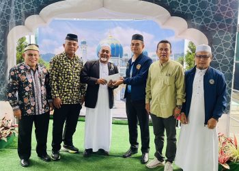 ชาวอำเภอเบตงและนักท่องเที่ยวชาวมาเลเซียร่วมกิจกรรม “ดื่มน้ำชาการกุศล” เพื่อระดมทุนสมทบการก่อสร้างอาคารละหมาดสำหรับสตรี ณ มัสยิดกลางอำเภอเบตง 33 ชาวอำเภอเบตงและนักท่องเที่ยวชาวมาเลเซียร่วมกิจกรรม “ดื่มน้ำชาการกุศล” เพื่อระดมทุนสมทบการก่อสร้างอาคารละหมาดสำหรับสตรี ณ มัสยิดกลางอำเภอเบตง