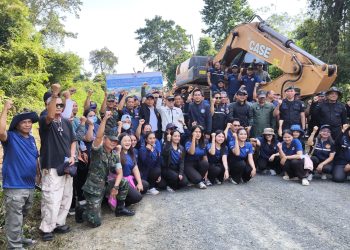 จันทบุรี/“พลังรักแผ่นดินของคนชายแดนเปิดทางยุทธศาสตร์เส้นใหม่” ชาวหนองตาคง รวมพลังเปิดป่า–สร้างถนนเลียบชายแดน 5 กิโลเมตร หนุนภารกิจทหารปกป้องอธิปไตยไทย