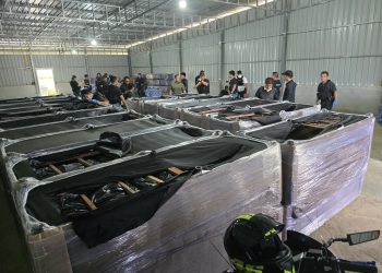 เชียงราย ทลายโกดังยาบ้า 10 ล้านเม็ด กลางเมืองเชียงราย ซุกในโซฟาเตรียมส่งเข้ากรุงเทพฯ