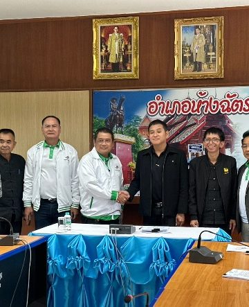 ลำปาง -นายกสมาคม อบต.แห่งประเทศไทยร่วมประชุมกับ ชมรม อบต.ลำปาง เพื่อหารือและแก้ไขปัญหาระดับท้องถิ่น และแนวทางการดำเนินงานของ อบต.ให้มีประสิทธิภาพมากขึ้น