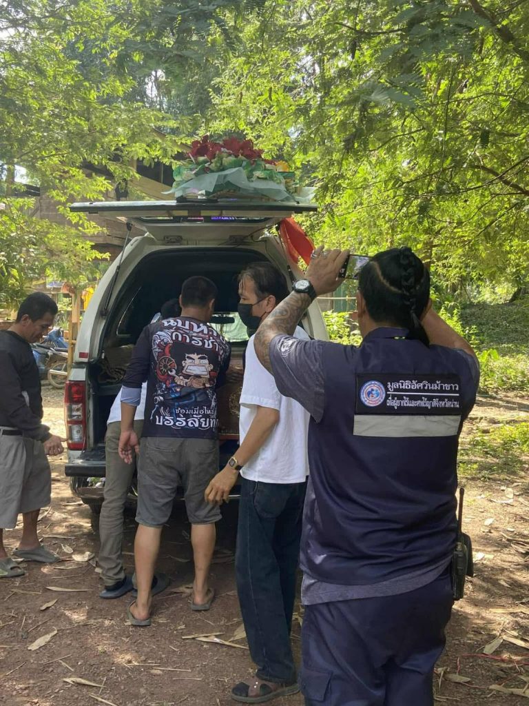 น่าน – เศร้า! ชายเมืองน่านจบชีวิตในบ้าน คาดเครียดสะสม ญาติไม่ติดใจการเสียชีวิต 13 Talknews Online