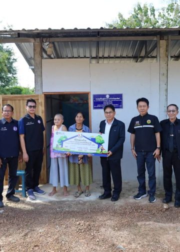 องค์การบริหารส่วนจังหวัดอุตรดิตถ์มอบบ้านให้กับผู้สูงอายุ คนพิการ และผู้ยากไร้ สามารถใช้ชีวิตประจำวันได้ดียิ่งขึ้น และแก้ไขปัญหาความเดือดร้อนให้กับประชาชนในพื้นที่ต่อไป
