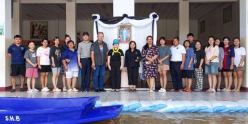 สิงห์บุรี /ศึกษาธิการจังหวัดสิงห์บุรี ตรวจเยี่ยมและมอบสิ่งของให้โรงเรียนพระกุมารเยซูบ้านแป้ง