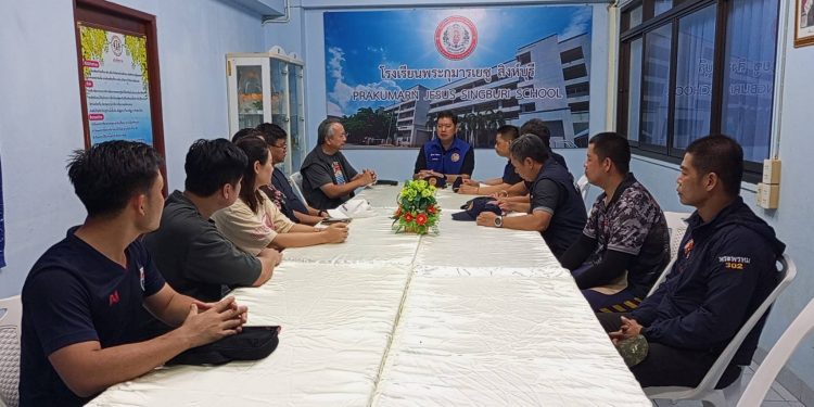 สิงห์บุรี / จัดตั้งศูนย์ประสานงานช่วยเหลือผู้ประสบอุทกภัย โรงเรียนพระกุมารเยซู สิงห์บุรี 12 สิงห์บุรี / จัดตั้งศูนย์ประสานงานช่วยเหลือผู้ประสบอุทกภัย โรงเรียนพระกุมารเยซู สิงห์บุรี