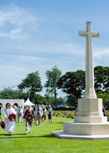 กาญจนบุรี – พิธีรำลึกเนื่องในวันทหารผ่านศึก ณ สุสานทหารพันธมิตรดอนรัก จังหวัดกาญจนบุรี