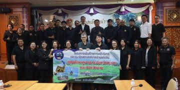 นายกเทศมนตรีเมืองน่านให้การต้อนรับคณะศึกษาดูงานจากเทศบาลตำบลกะรน จังหวัดภูเก็ต