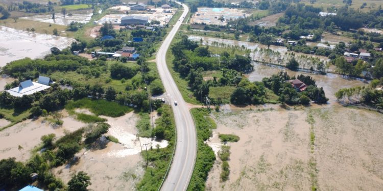 ชัยภูมิอ่วมนาข้าวชาวตำบลส้มป่อยนับพันไร่ถูกน้ำท่วมเสียหายหนัก ผลกระทบมาจากฝายบ.ท่ากูบแตกทะลักท่วมเสียหาย