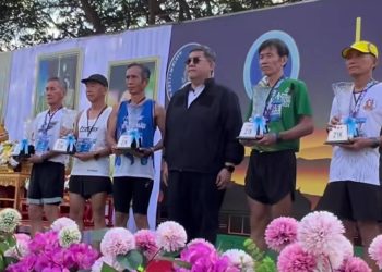 นทท.แห่ร่วม "Denchai RUN 2025" เพื่อหารายได้เพื่อปรับปรุงอาคารผู้ป่วยและที่จอดรถของโรงพยาบาลสมเด็จพระยุพราชเด่นชัย 18 นทท.แห่ร่วม “Denchai RUN 2025” เพื่อหารายได้เพื่อปรับปรุงอาคารผู้ป่วยและที่จอดรถของโรงพยาบาลสมเด็จพระยุพราชเด่นชัย