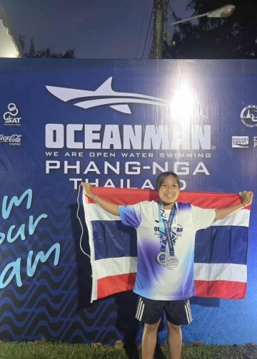 เด็กหญิง สิริวิมล พรหมทอง(ญาตรี) ป.6/6 จากโรงเรียนอนุบาลภูเก็ตเข้าร่วมการแข่งขัน OCEANMAN PHANG NGA THAILAND ณ หาดบางสัก ระหว่างวันที่ 15-16 พ.ย. 2568