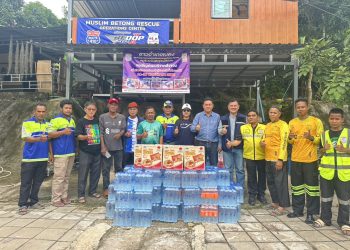 เบตง / หน่วยงานรัฐ เอกชน รับบริจาคสิ่งของช่วยน้ำท่วมเบตง หน่วยงานภาครัฐ เอกชน กู้ชีพกู้ภัย ประชาชนชาวเบตง ร่วมรับบริจาคสิ่งของช่วยเหลือผู้ประสพอุทกภัยน้ำท่วมในพื้นที่ อ.หาดใหญ่ จ.สงขลา และพื้นที่จังหวัดภาคใต้ อย่างเร่งด่วน