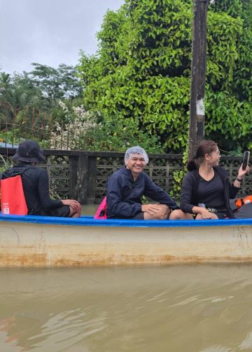 น้ำท่วมนราฯยังขยายวงกว้างเป็น9อำเภอแล้ว ฝนไม่มีทีท่าจะหยุด ต้องเร่งอพยพชาวบ้านที่อาศัยอยู่ในจุดวิกฤต 25 จุด