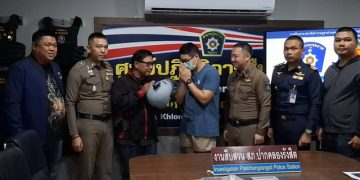 ปทุมธานี จ่าทหารนาวิกชักปืนขู่ไรเดอร์อ้างขับรถ จยย.เบียดเข้ามอบตัวแล้วพร้อมขอโทษคู่กรณี