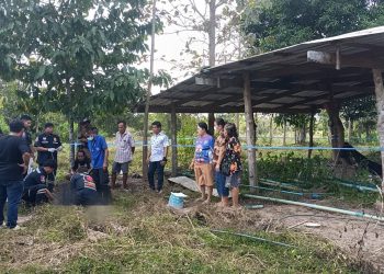 ปราจีนบุรี พ่อเฒ่าคว้าเชือกผูกคอตัวเองดับกลางสวน 15 ปราจีนบุรี พ่อเฒ่าคว้าเชือกผูกคอตัวเองดับกลางสวน