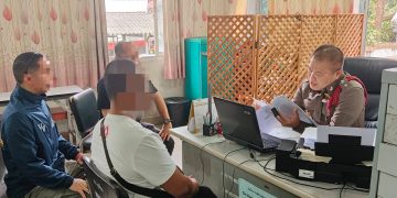 กดดันจนทนไม่ไหว! รวบเจ้าหนี้โหดล็อกขัง “ยาย–ทารก 6 เดือน” ไว้ในบ้าน ค้างงวดเดียวก็ไม่เว้น หนีข้ามจังหวัดสุดท้ายต้องยอมมอบตัว 30 กดดันจนทนไม่ไหว! รวบเจ้าหนี้โหดล็อกขัง “ยาย–ทารก 6 เดือน” ไว้ในบ้าน ค้างงวดเดียวก็ไม่เว้น หนีข้ามจังหวัดสุดท้ายต้องยอมมอบตัว