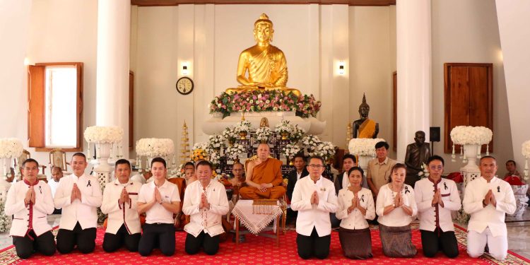 กาฬสินธุ์ศิษยานุศิษย์ร่วมถวายมุทิตาสักการะอายุวัฒนมงคลครบ 75 ปีพระธรรมวชิรนิวิฐ