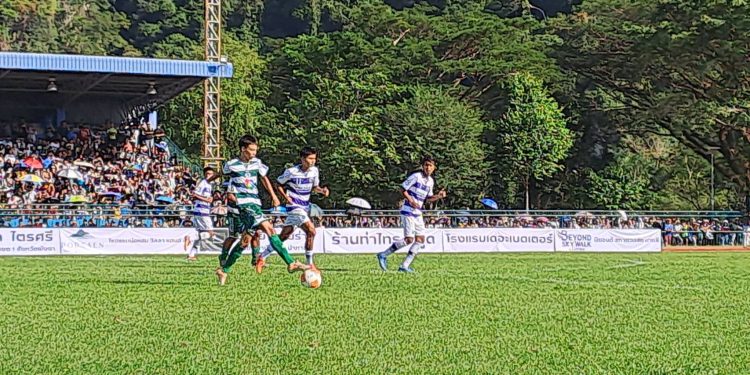 ฟุตบอลสร้างฝัน ทีมหมอนทองวิทยาบุกทีมสาลิกา อบจ.พังงา ชนะ 3-0