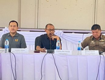 นายอำเภอ วังม่วง ประชุมเตรียมความพร้อมปฎิบัติการป้องกันและลดอุบัติเหตุช่วงเทศกาลปีใหม่ในการเดินทางเพื่อลดอุบัติเหตุบนถนน